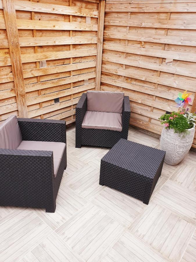Chambre Privee Au Coeur De Calais Zewnętrze zdjęcie