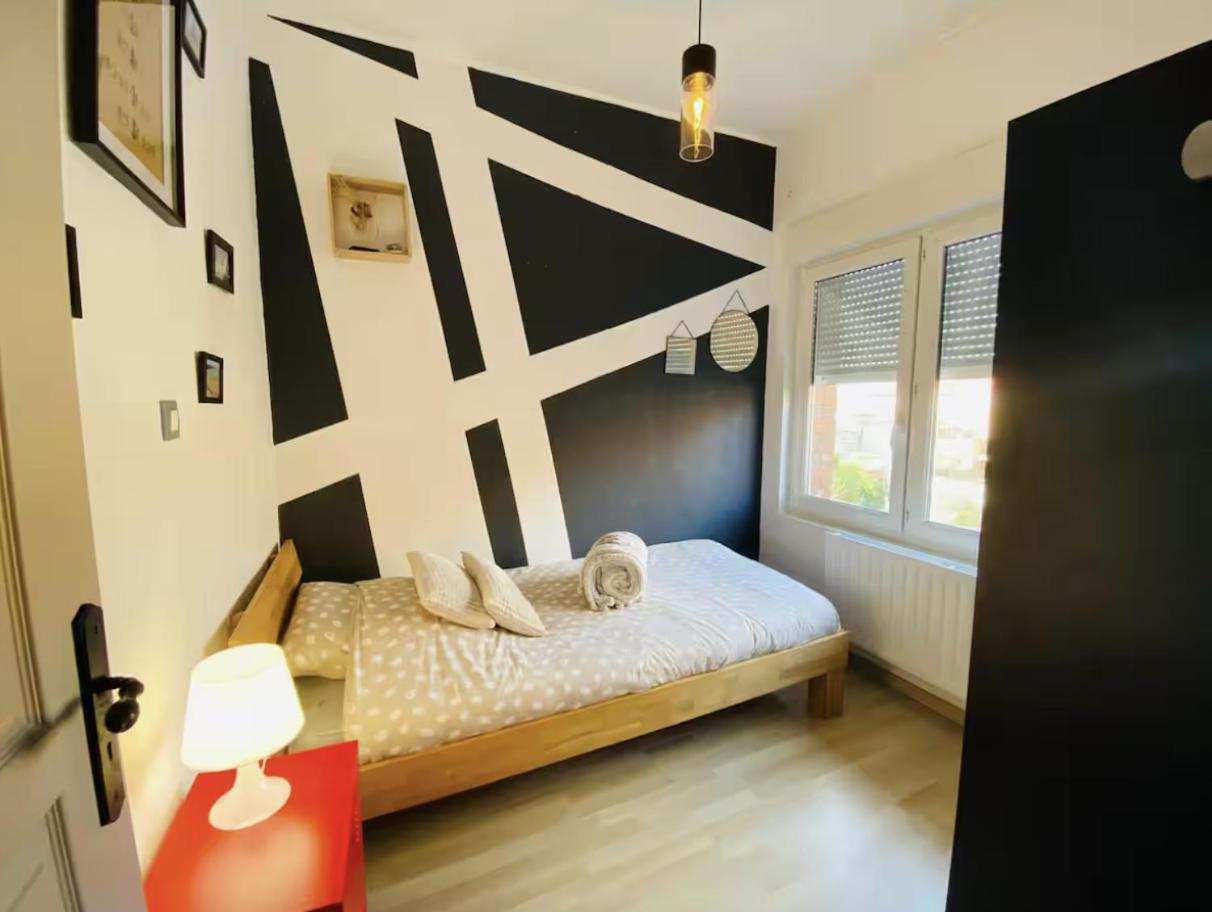 Chambre Privee Au Coeur De Calais Zewnętrze zdjęcie